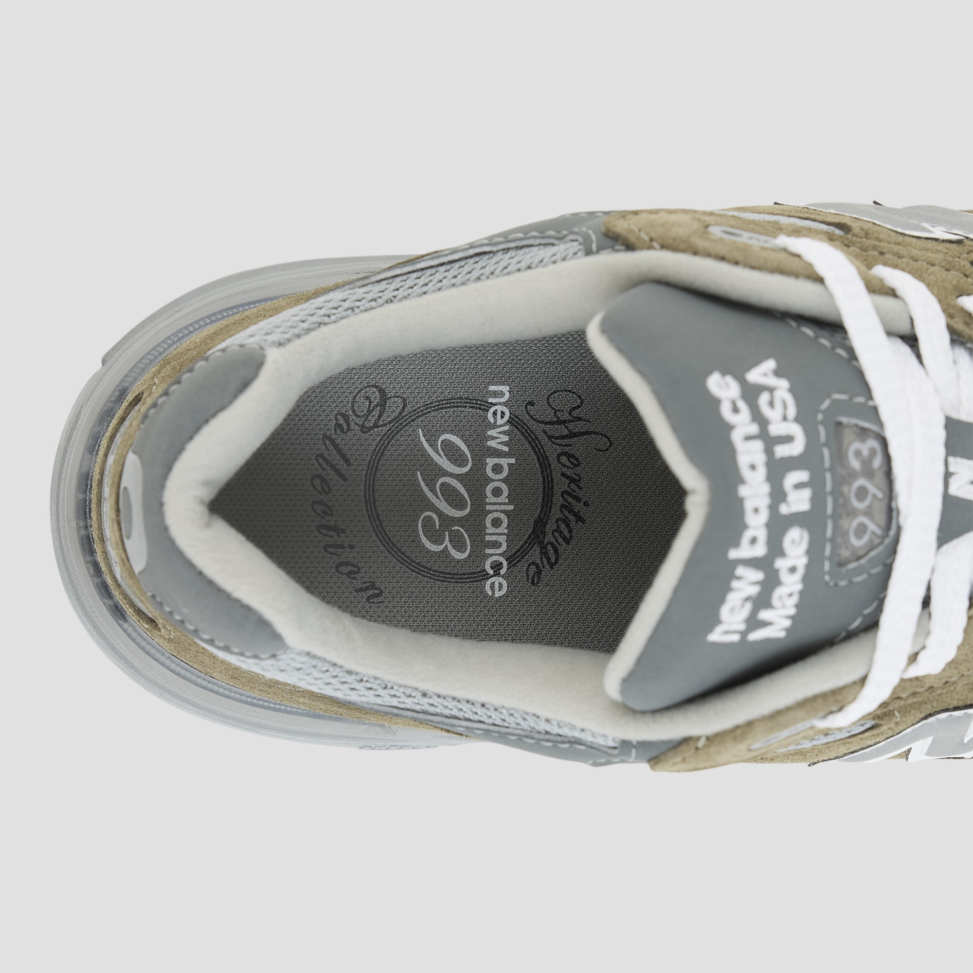 Made in USA 993 – Covert Green with Medium Gray and White