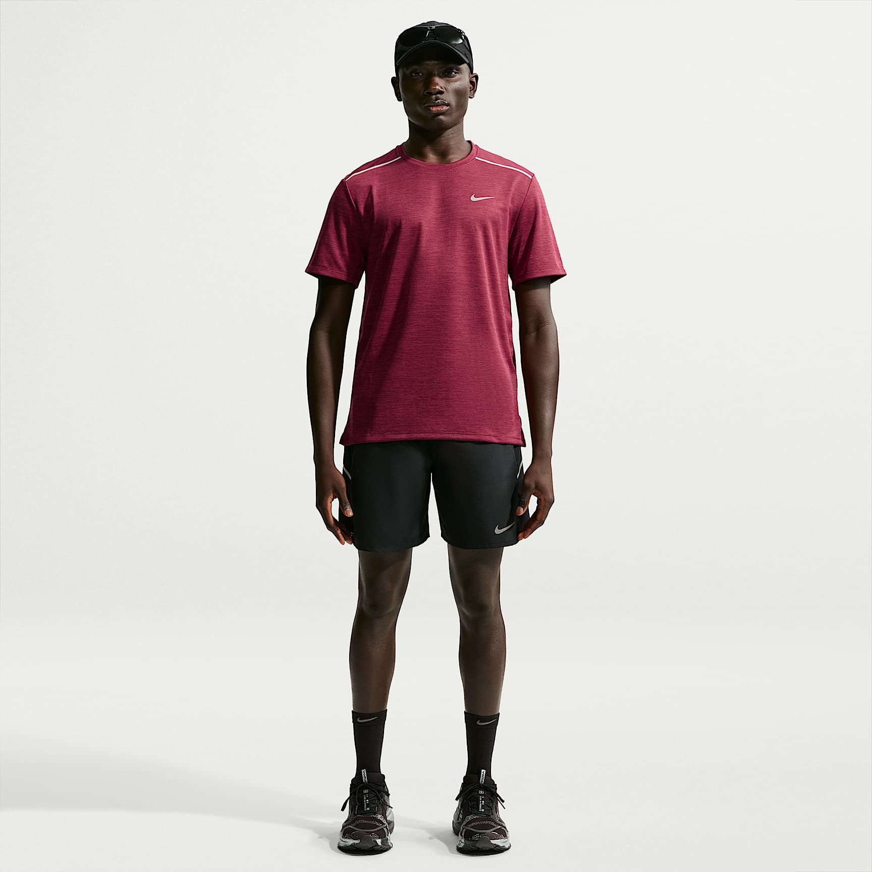 Nike Miler Men's Dri-FIT Short-Sleeve Running Top – Tough Red/Mystic Dates/Heather