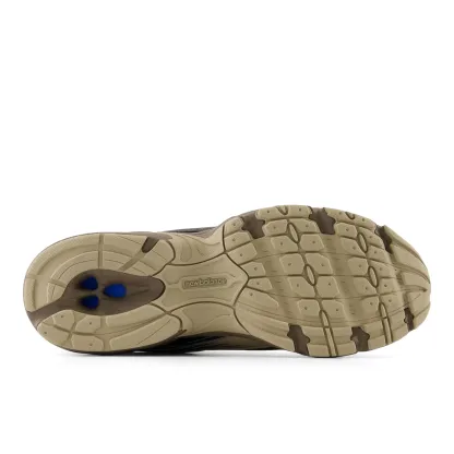 509 – STONEWARE with THUNDER BROWN and TAFFY BLUE