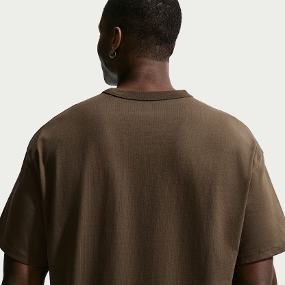 Nike Sportswear Premium Essentials Men's T-Shirt – Dark Hazel