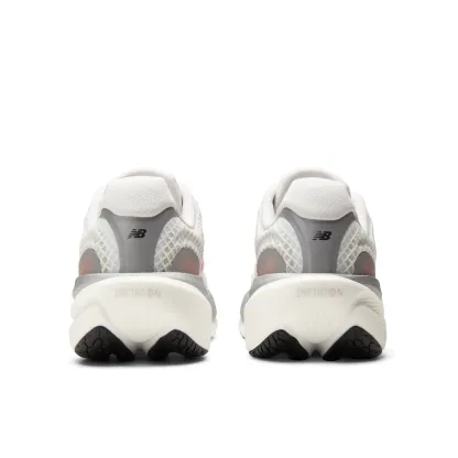 1080v15 Breathe – WHITE with PINK HEAT and TANGERINE HEAT
