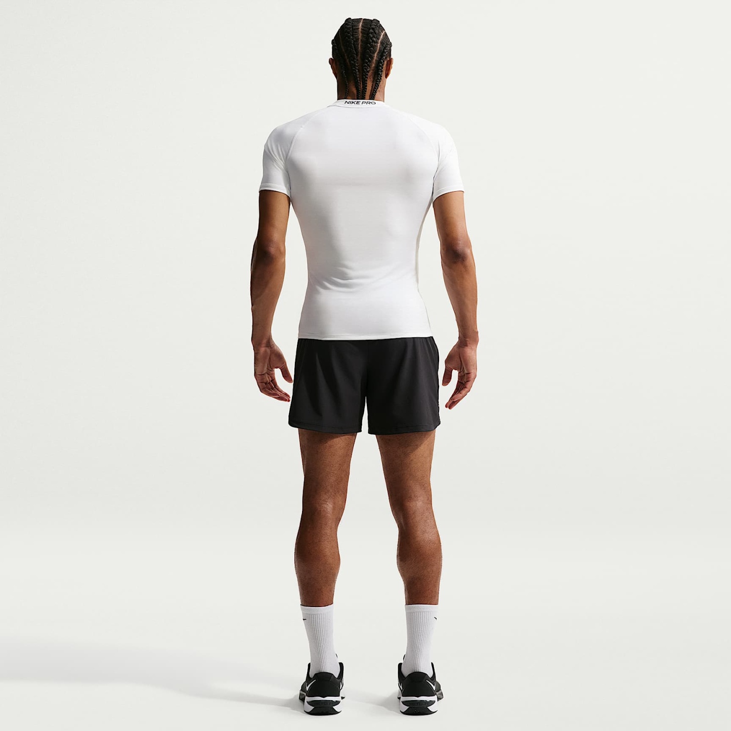 Nike Pro Men's Dri-FIT Tight Short-Sleeve Fitness Top – White/Black