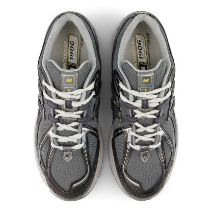 U1906R – SLATE GREY with BLACK METALLIC and WHITE PEACH