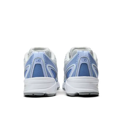 740 – FAIRWEATHER BLUE with WHITE