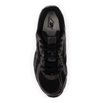 740 – BLACK