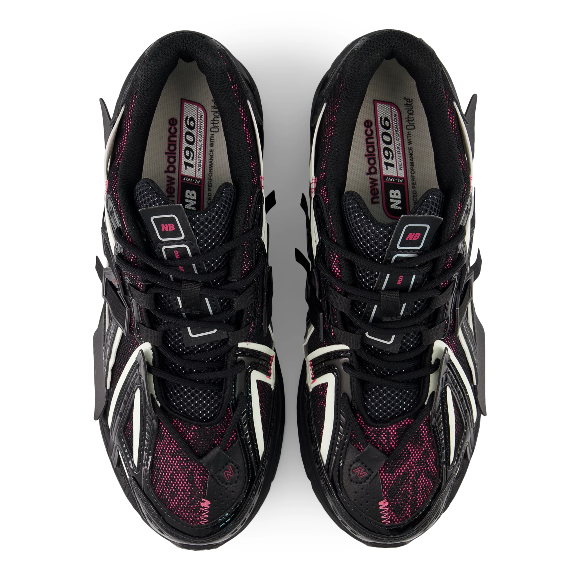 1906A – Black with Dragon Berry and White