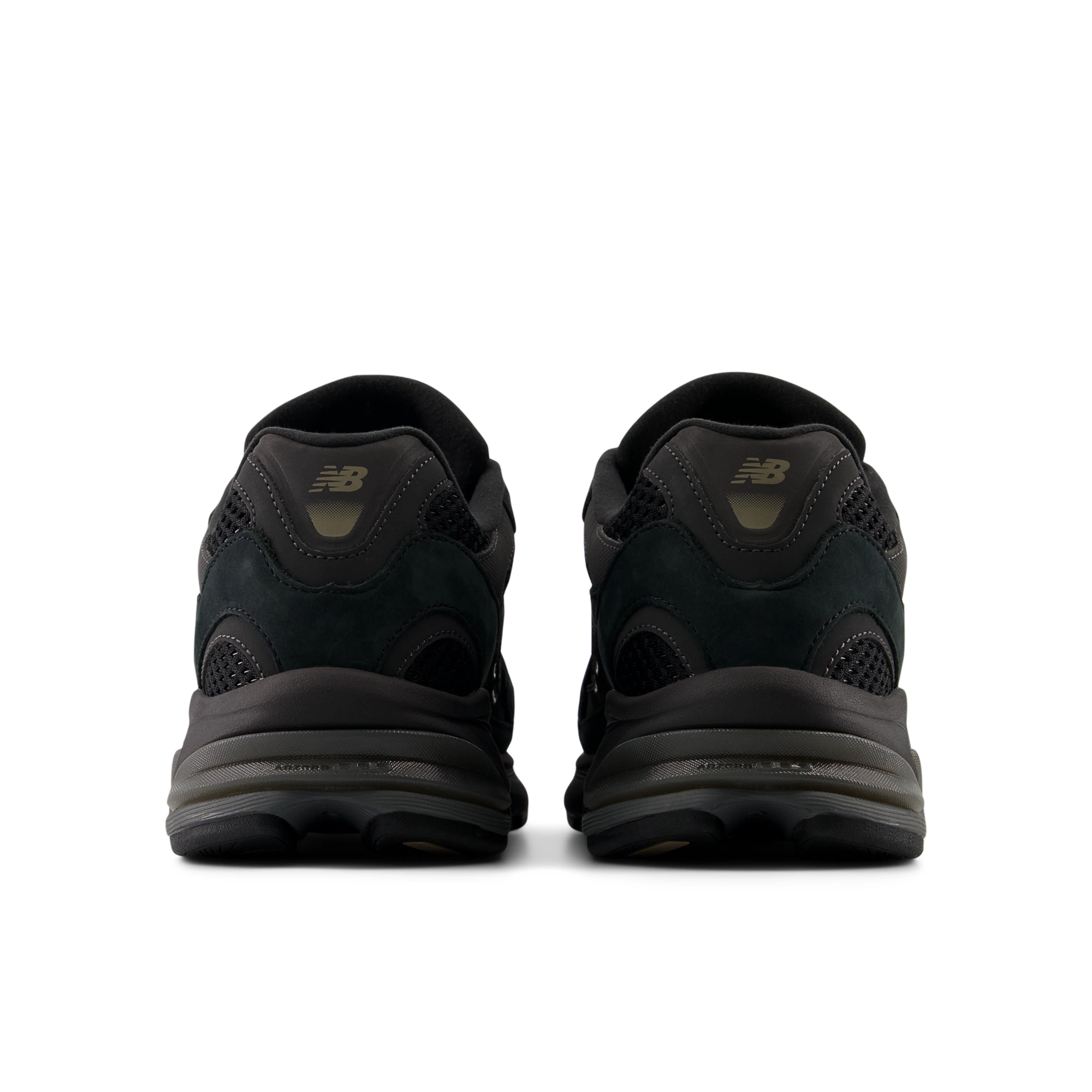 2010 – BLACK with BLACK CEMENT