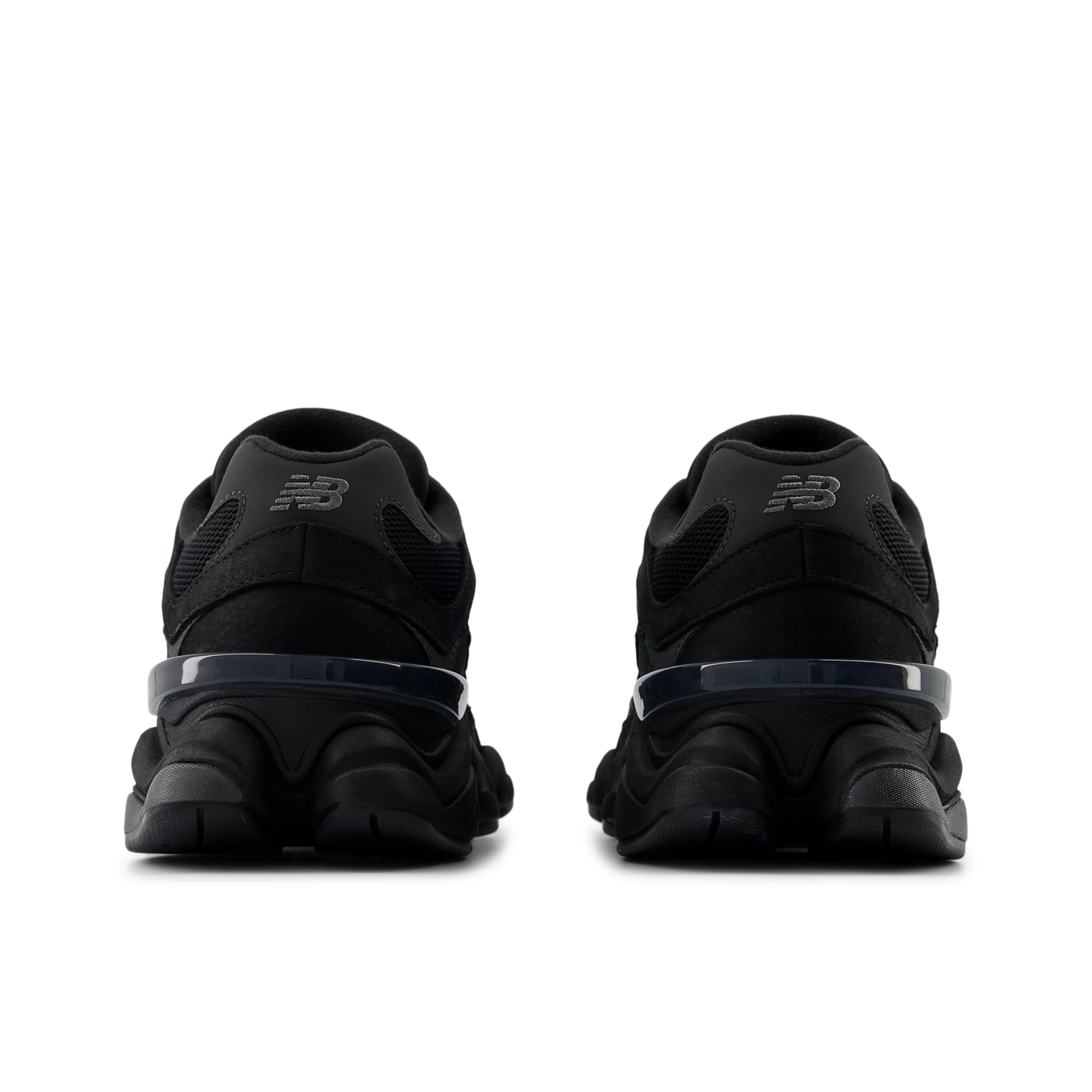 9060 – BLACK with BLACK CEMENT