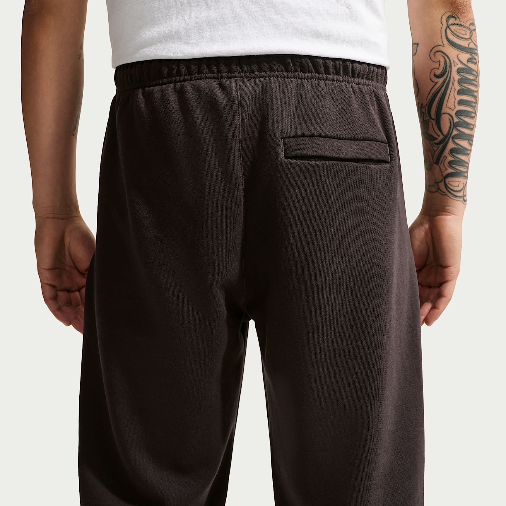 Nike Solo Fleece Men's Cuffed Trousers – Velvet Brown/Sail