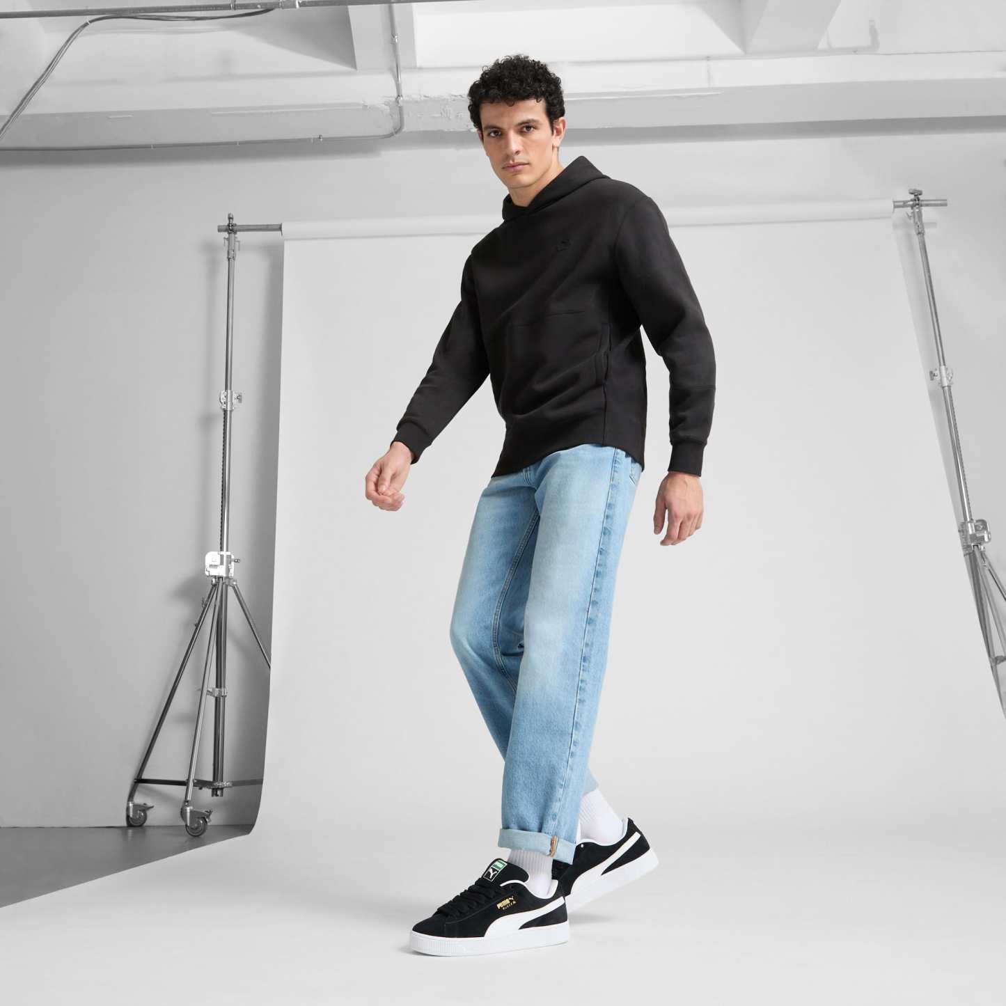 Suede XL Sneakers Unisex – PUMA Black-PUMA White