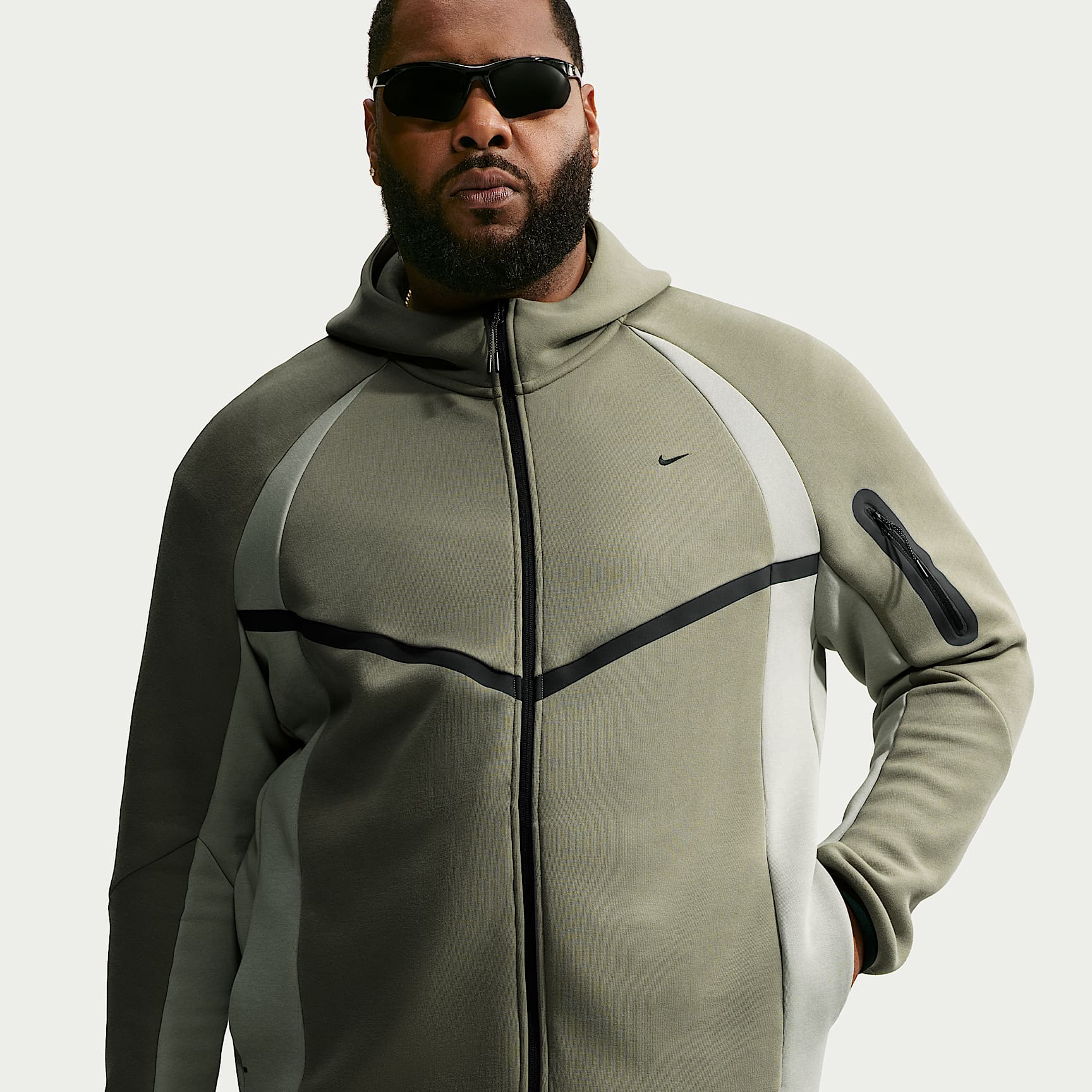Nike Tech Men's Colour-Block Full-Zip Fleece Windrunner Jacket – Silver Sage/Jade Horizon/Black