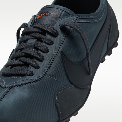 Nike Moon Shoe OG Men's Shoes – Anthracite/Anthracite/Safety Orange/Black