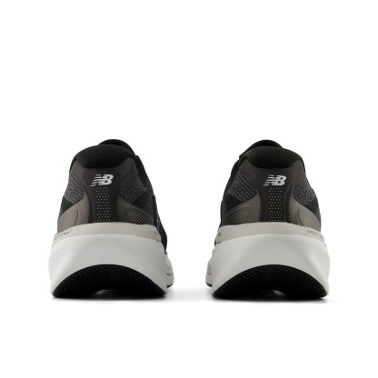 Fresh Foam X 860 v15 – BLACK with WHITE