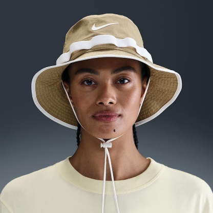 Nike Apex Dri-FIT Bucket Hat – Parachute Beige/White/Anthracite/White