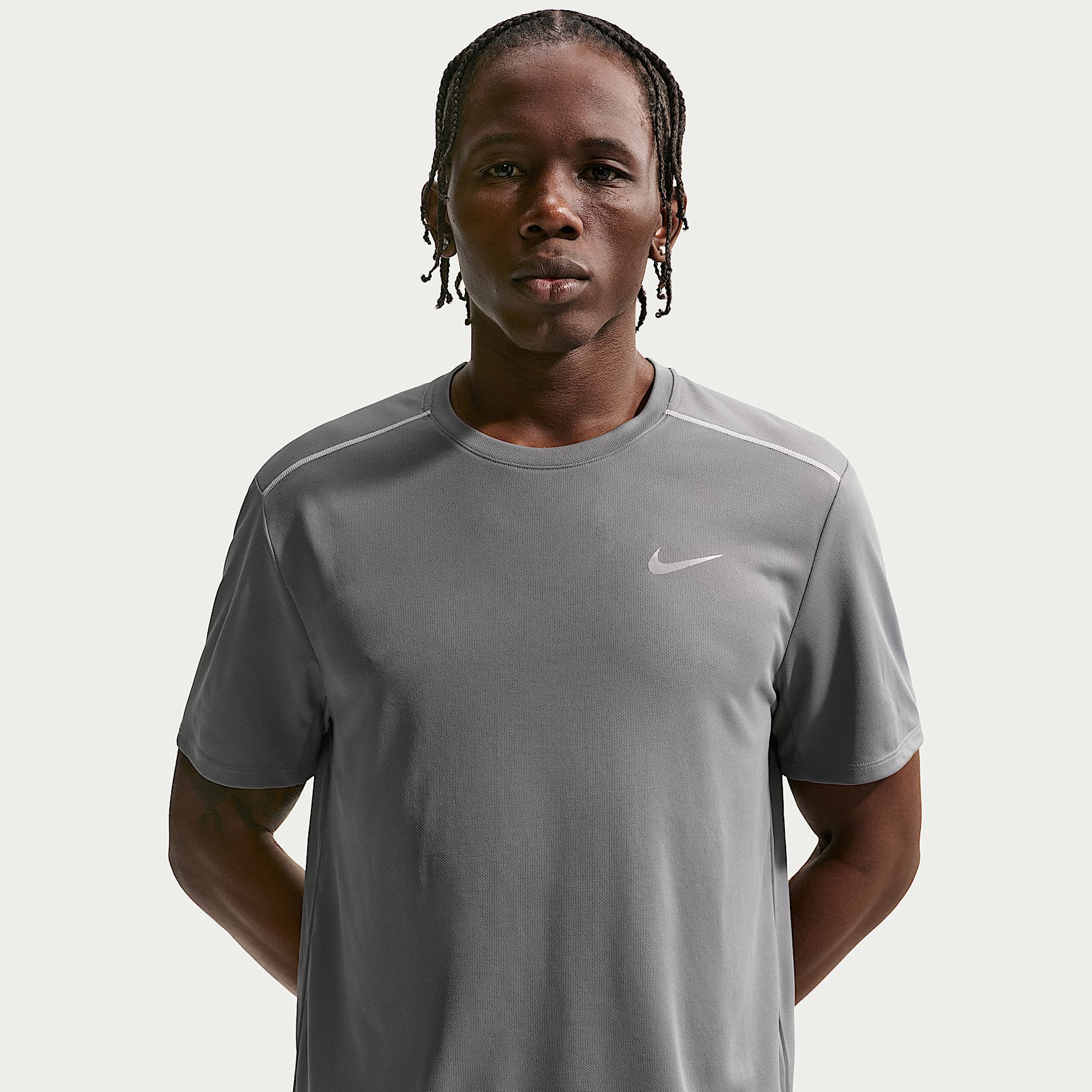 Nike Miler Men's Dri-FIT Short-Sleeve Running Top – Smoke Grey/Iron Grey