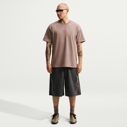 Nike Sportswear Premium Essentials Men's T-Shirt – Mink Brown