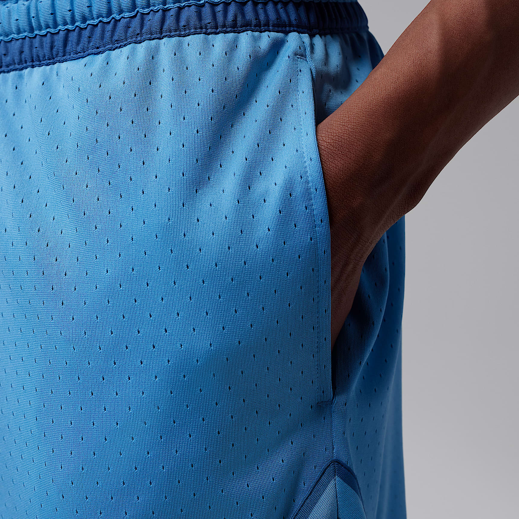 Jordan Sport Men's Dri-FIT 18cm (approx.) Mesh Diamond Shorts – Blue Beyond/True Blue/True Blue