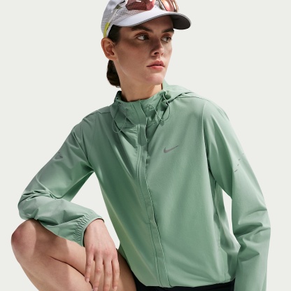 Nike Swift Women's Repel Packable Running Jacket – Steam