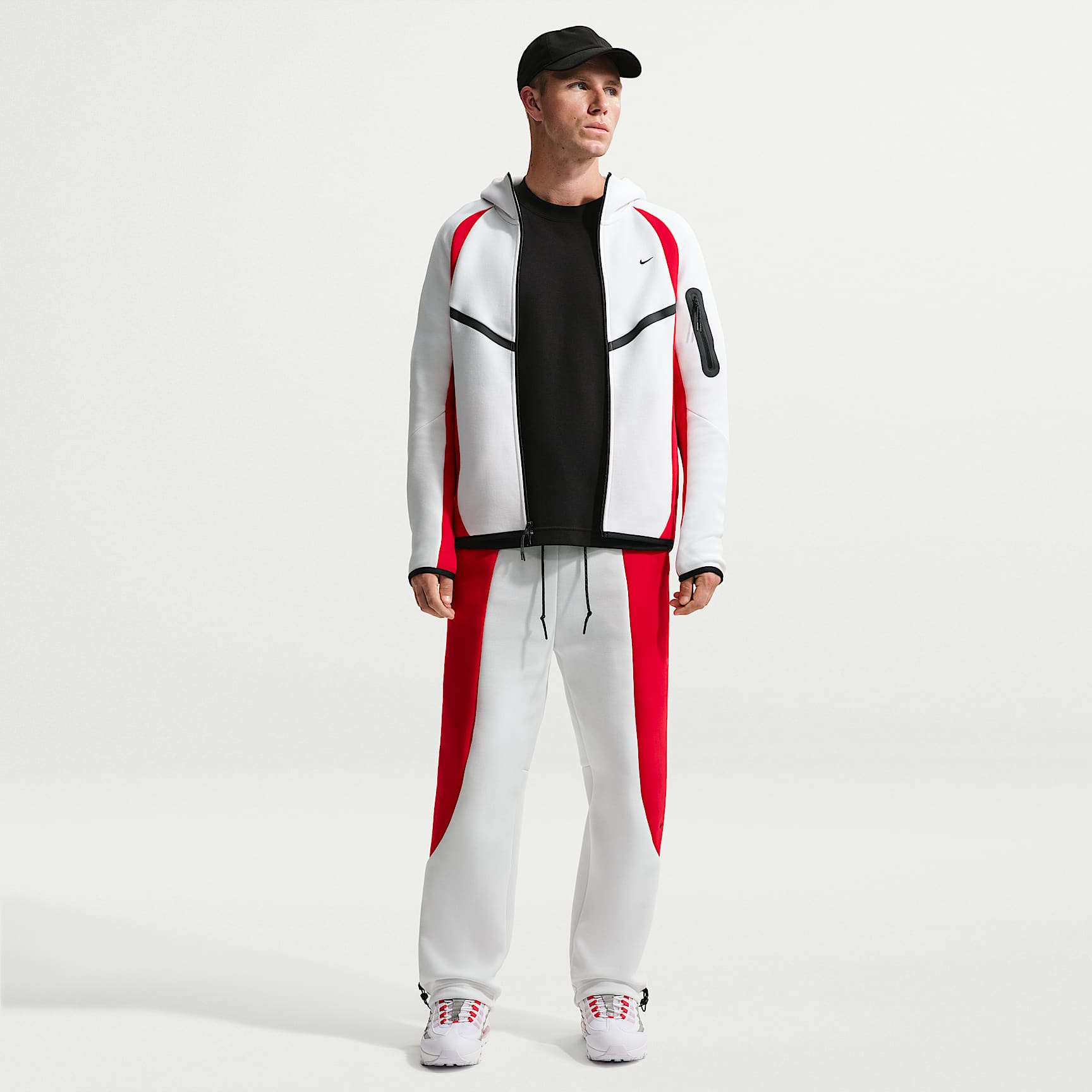 Nike Tech Men's Colour-Block Open-Hem Fleece Trousers – Summit White/University Red/Black