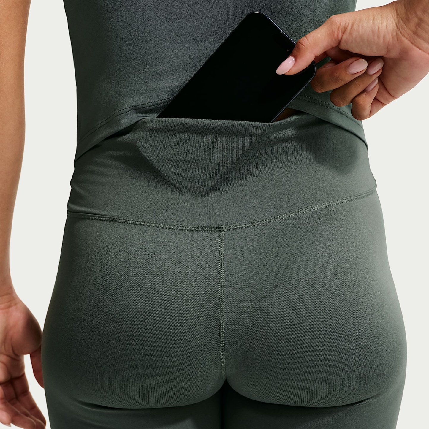 Nike One Seamless Front Women's High-Waisted Full-Length Leggings – Camo Green/White