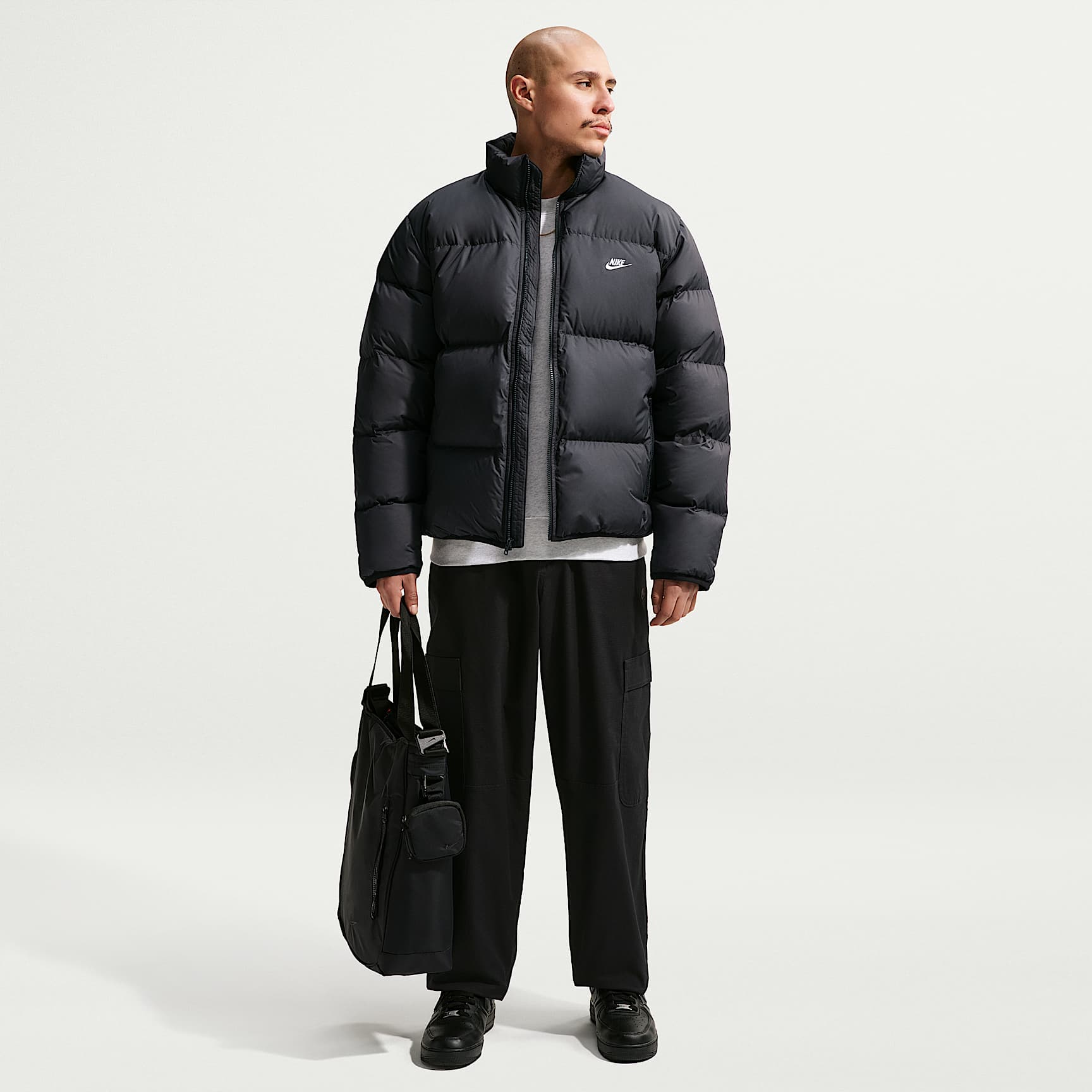Nike Sportswear Club Men's Therma-FIT Down Puffer Jacket – Black/White