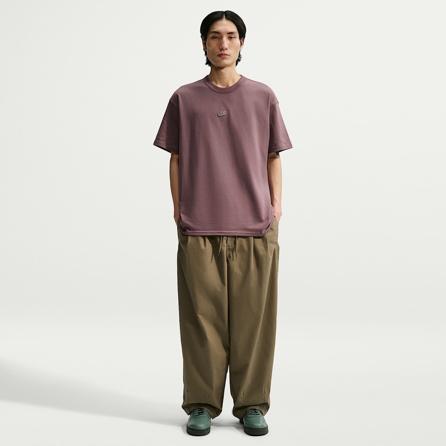 Nike Sportswear Premium Essentials Men's T-Shirt – Tattoo