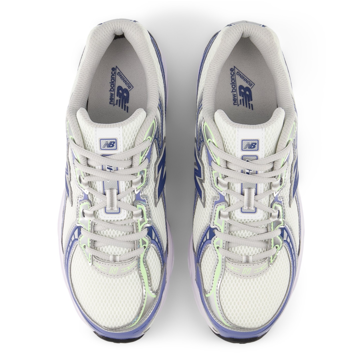 740 – WHITE with MAGIC BLUE