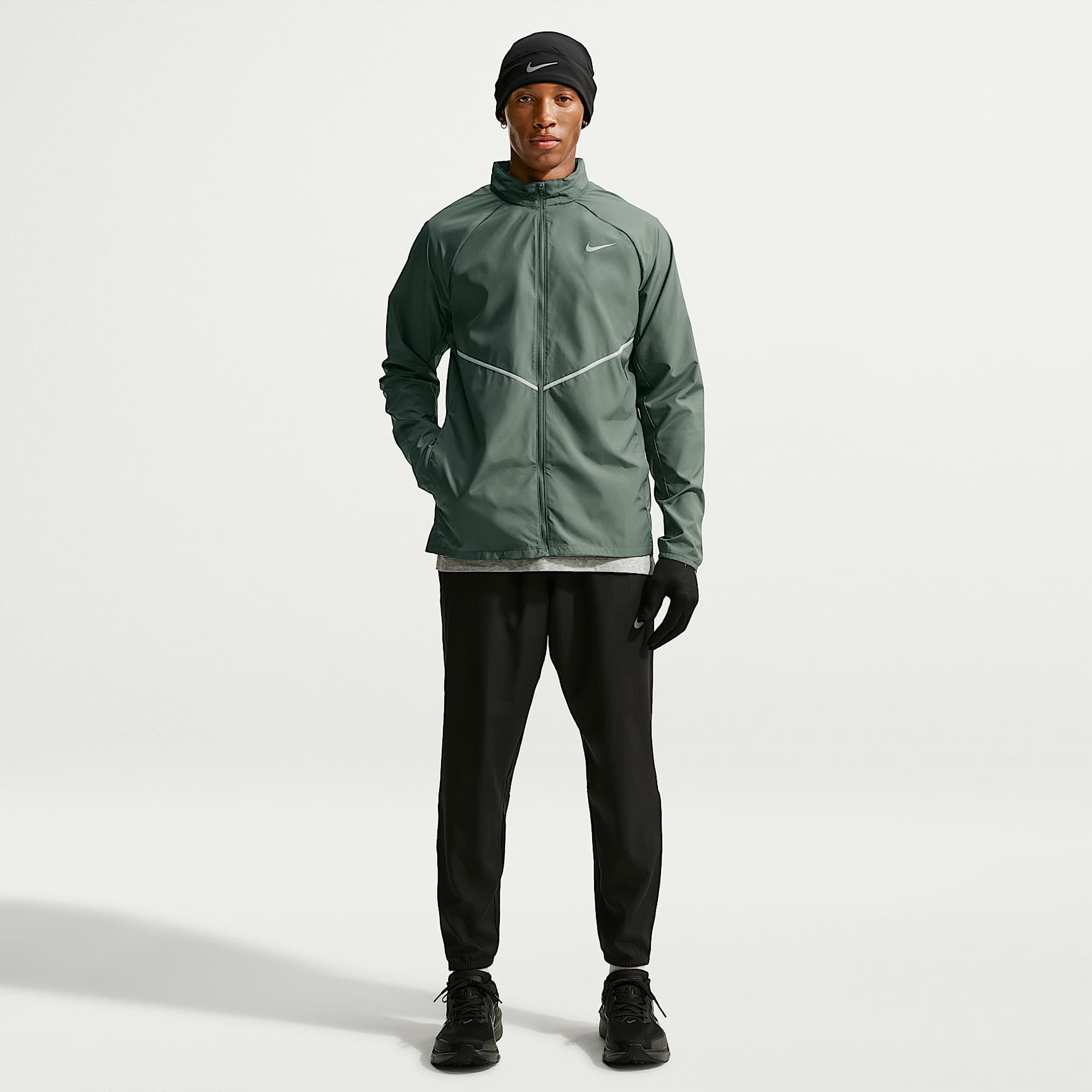 Nike Miler Men's Repel UV Protection Running Jacket – Camo Green/Camo Green