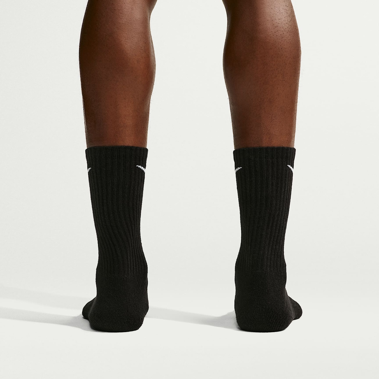 Nike Everyday Cushioned Training Crew Socks (6 Pairs) – Black/White