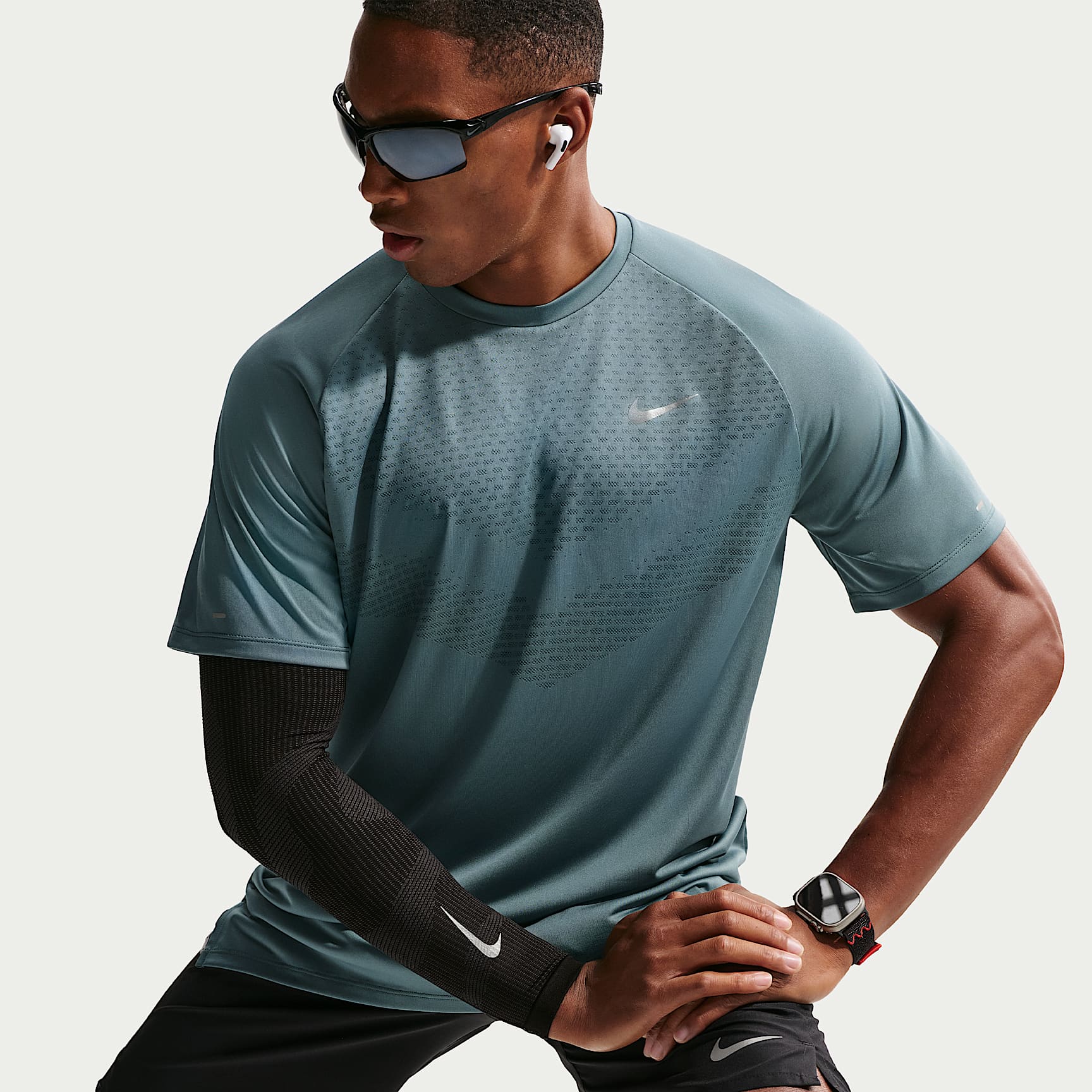 Nike Stride Men's Dri-FIT ADV Short-Sleeve Running Top – Mineral Slate