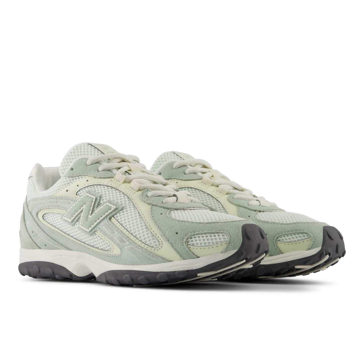 204L – SILVER MOSS with MINT WATER