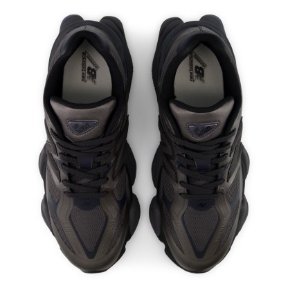 9060 – BLACK with METEORITE