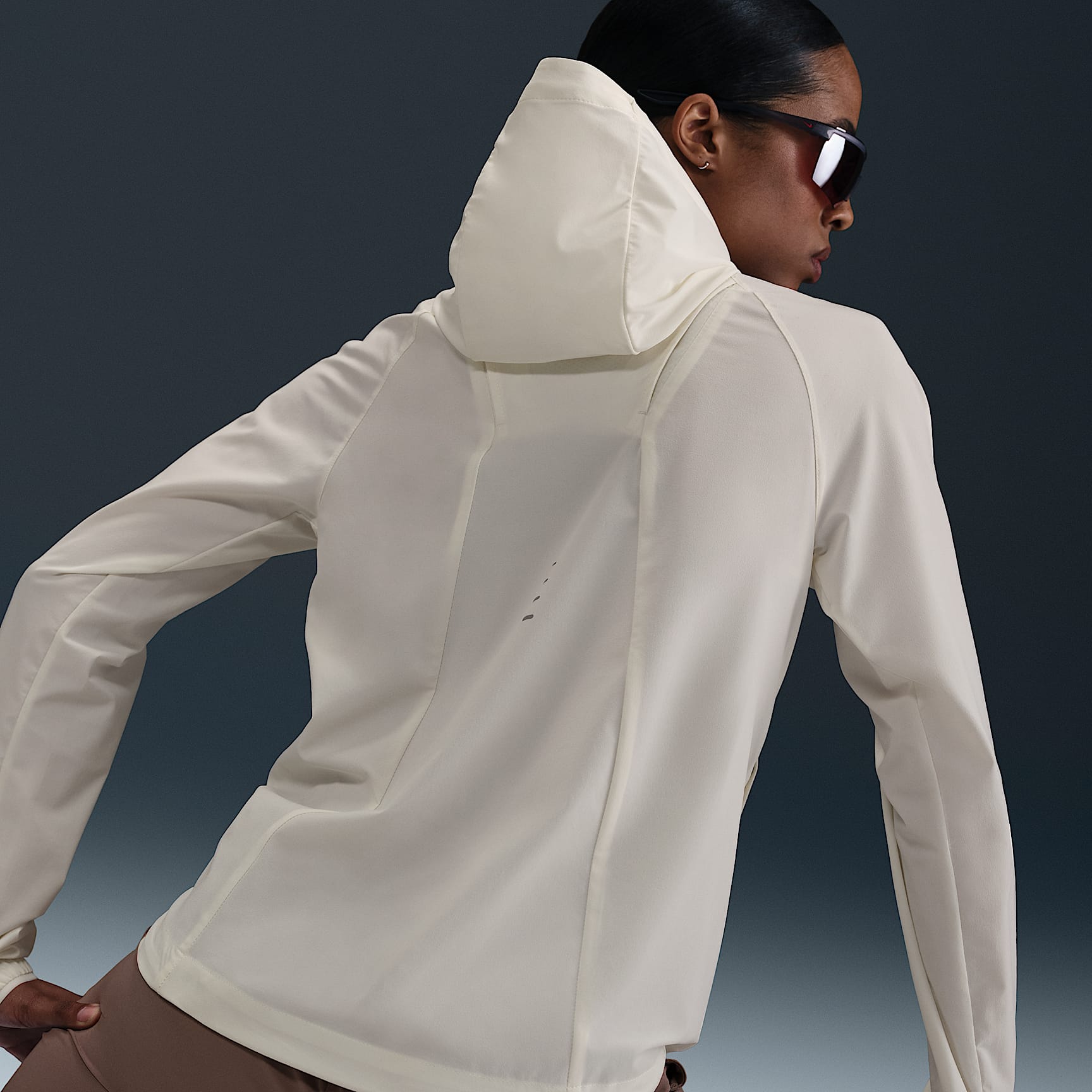 Nike Swift Women's Repel Packable Running Jacket – Sail