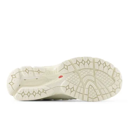 U1906R – ANGORA with SEA SALT and SHADOW RED