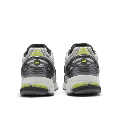 U1906R – LIGHT SILVER METALLIC with ALKALINE GREEN