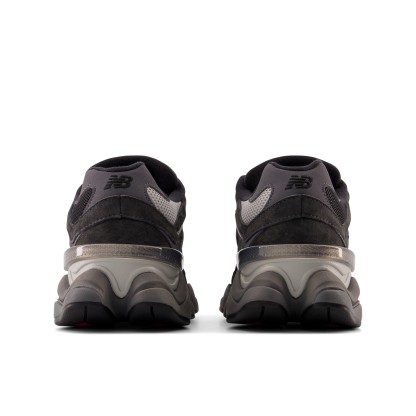 9060 – BLACK with CASTLEROCK and Rain Cloud
