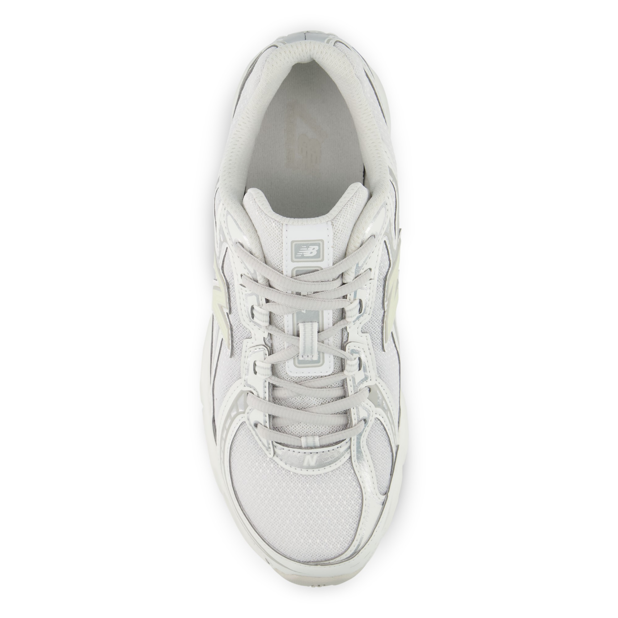 740 – WHITE with SILVER METALLIC
