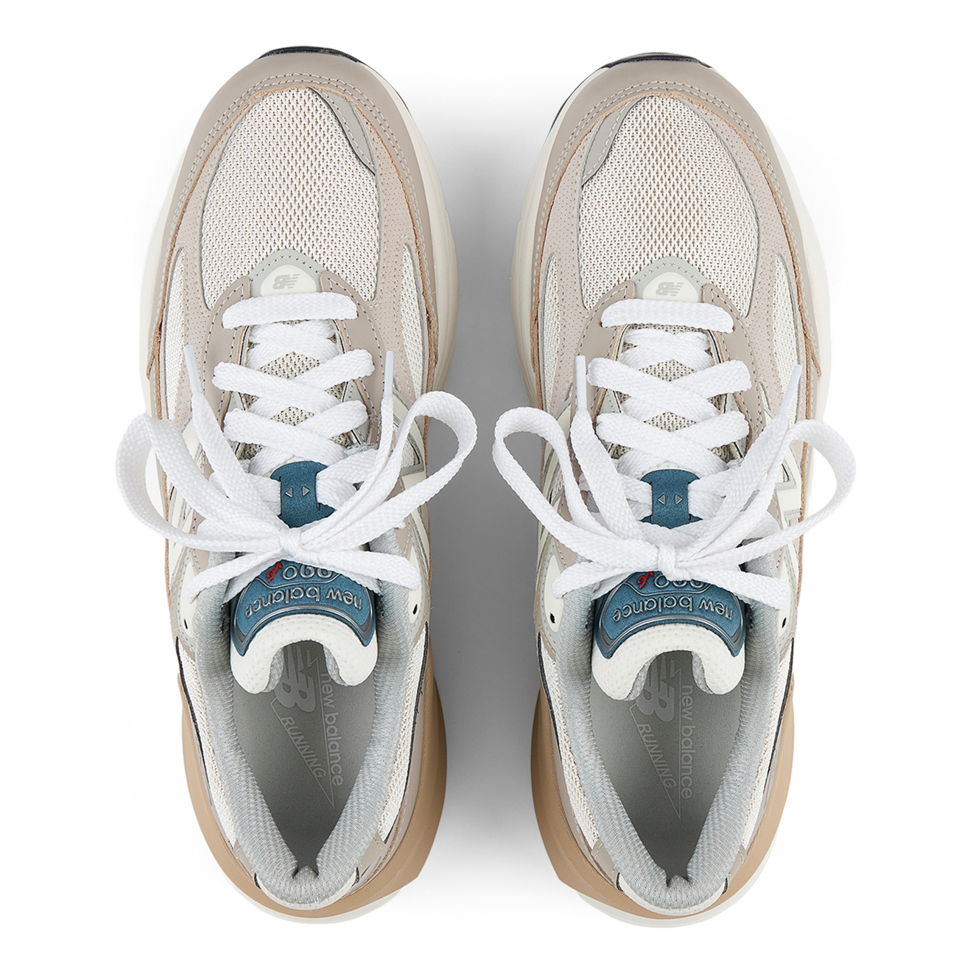 Made in USA 990v6 – Light Mushroom with Moonrock