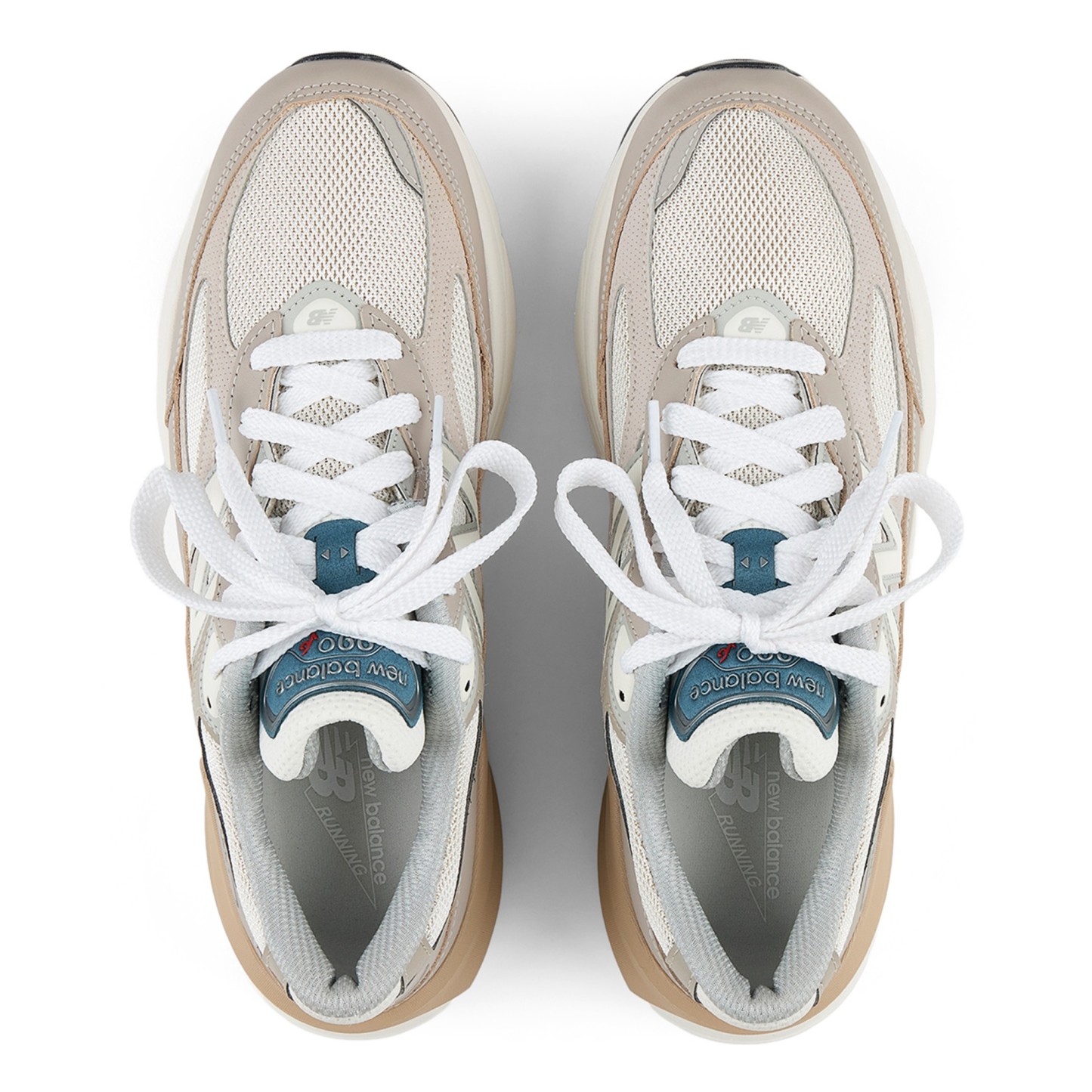 Made in USA 990v6 – Light Mushroom with Moonrock