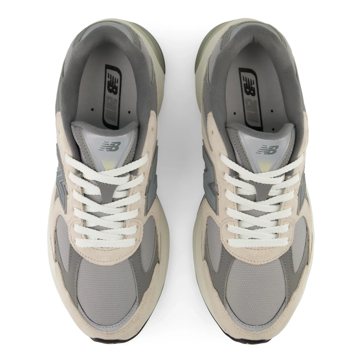 2010 – TIMBERWOLF with HARBOR GREY
