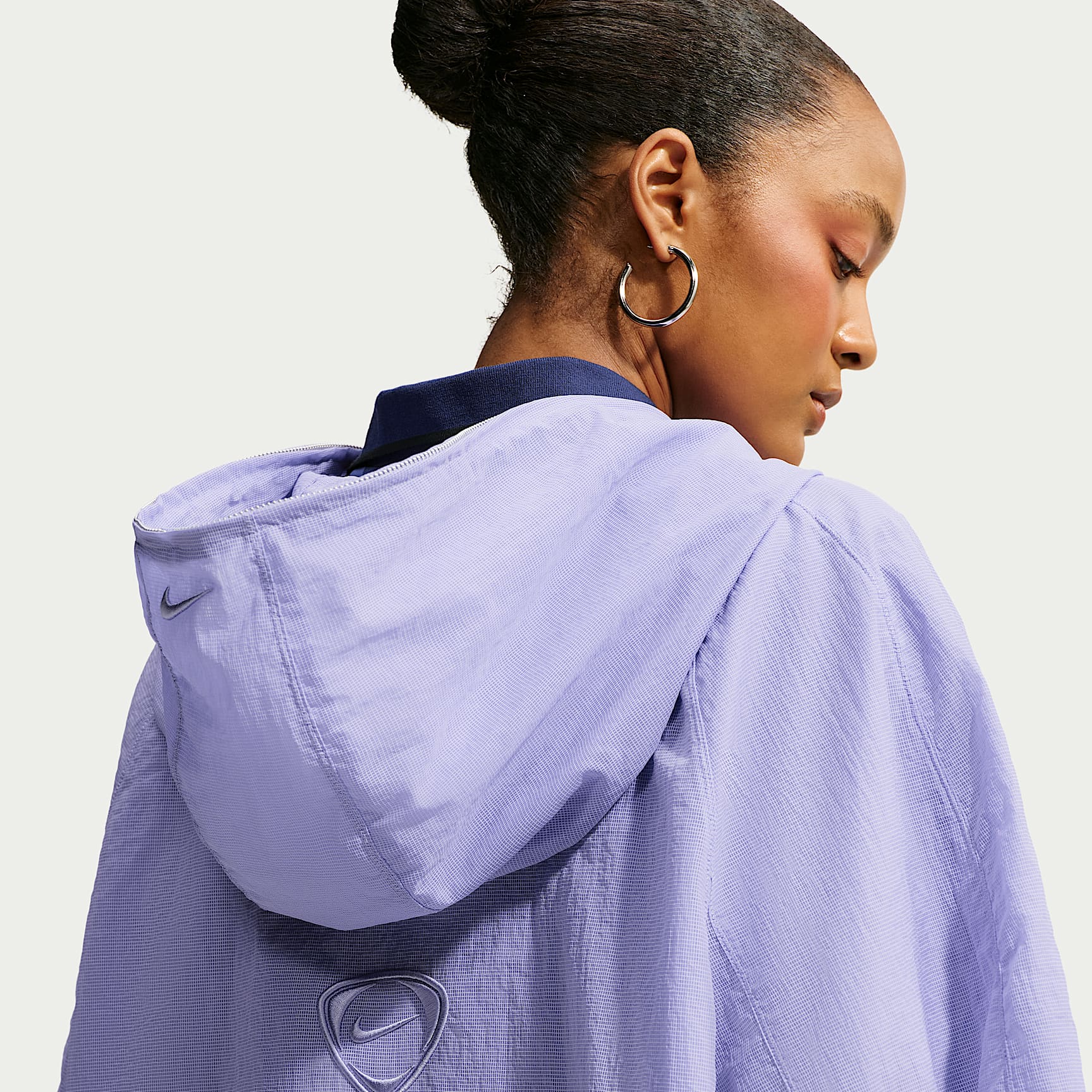 Nike Runway Women's Lightweight Jacket – Lilac Ice