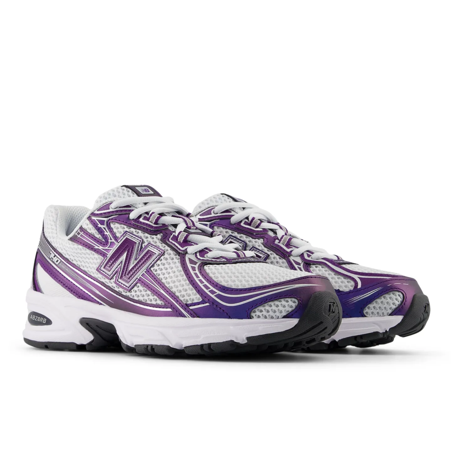 740 – Concord Grape with White and Phantom