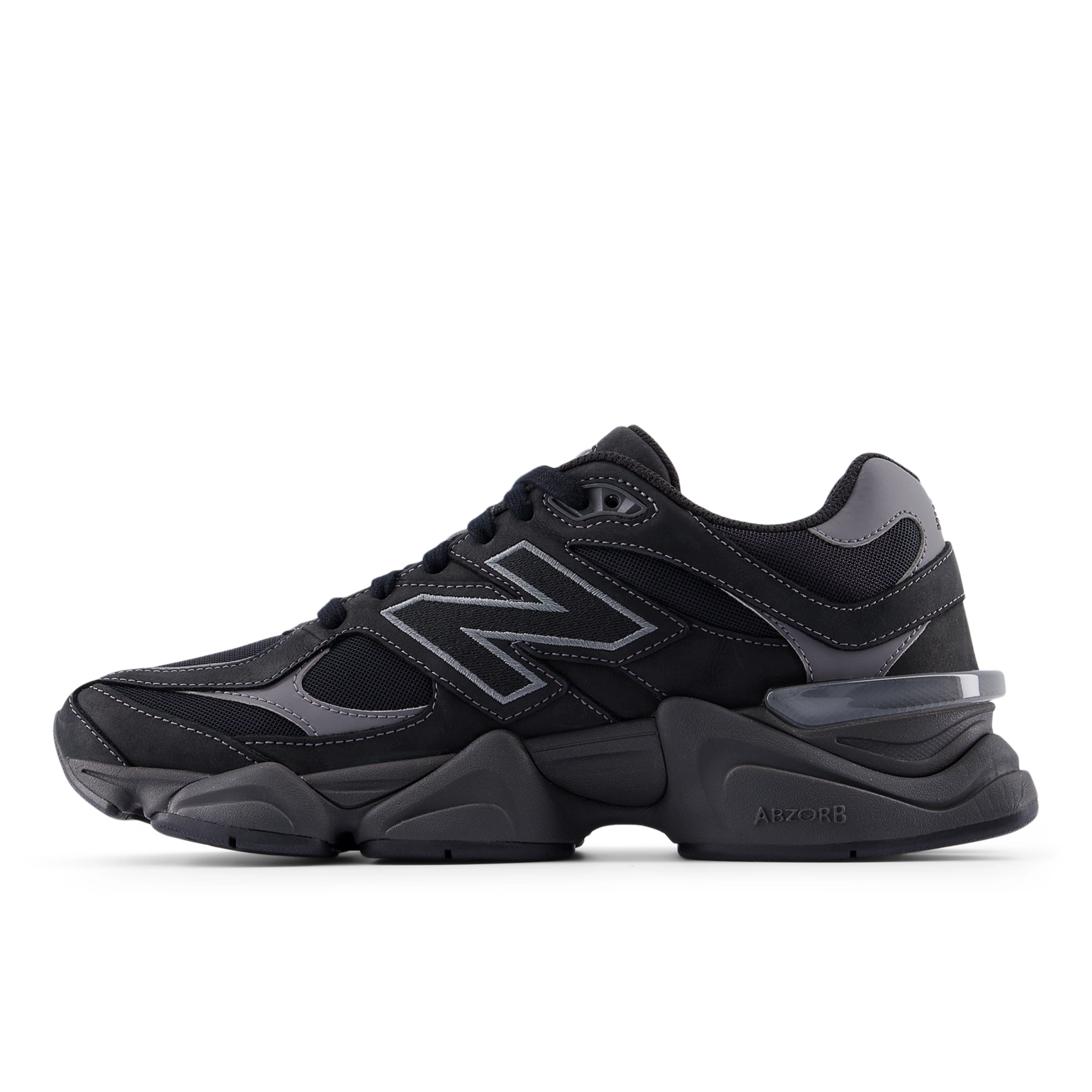 9060 – BLACK with CASTLEROCK