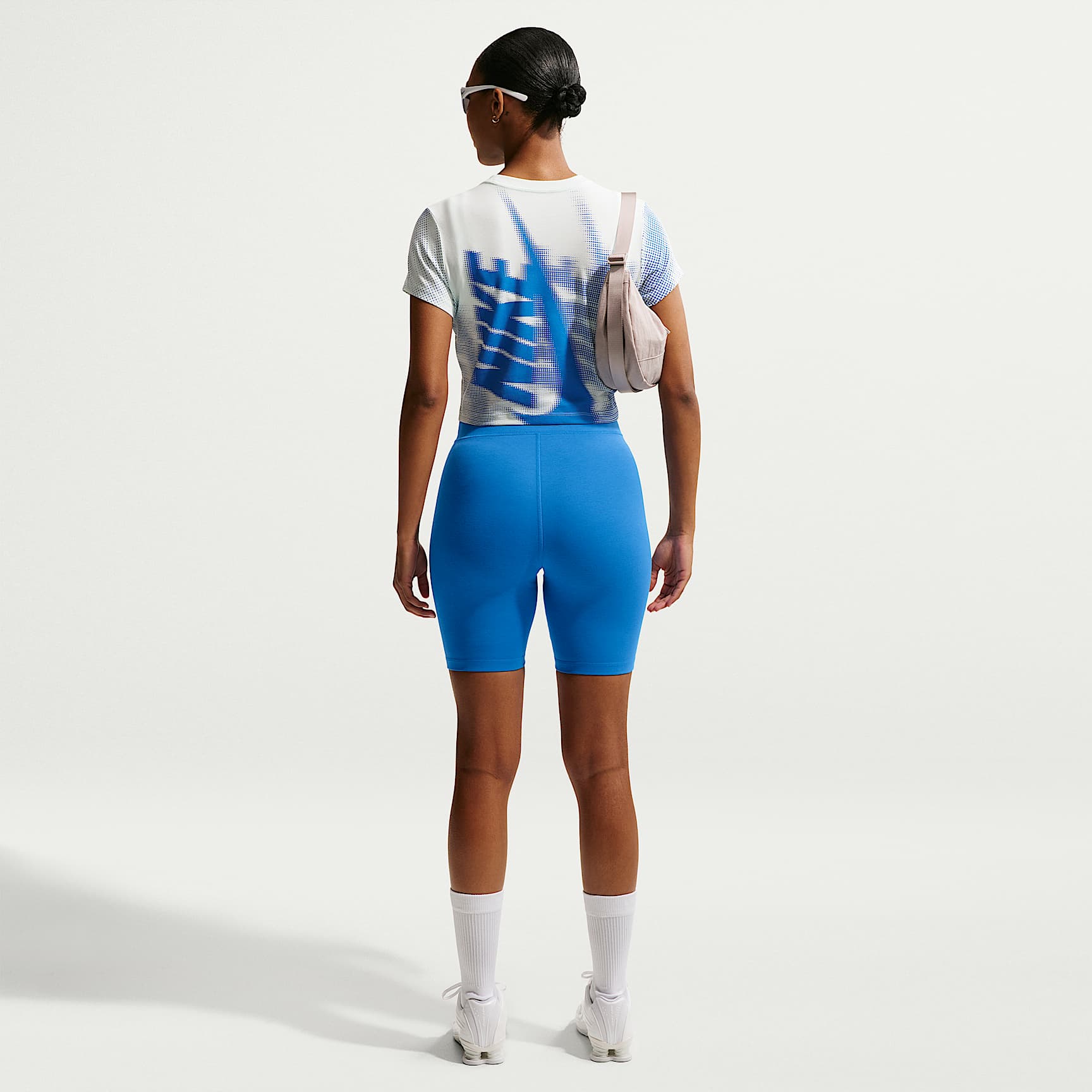 Nike Sportswear Classic Women's High-Waisted 20.5cm (approx.) Biker Shorts – Light Photo Blue/Sail