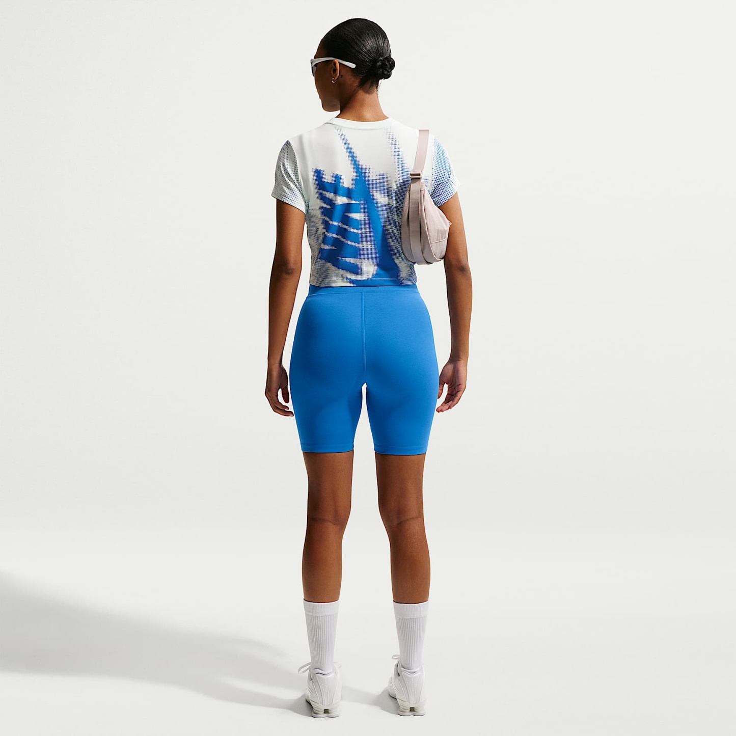 Nike Sportswear Classic Women's High-Waisted 20.5cm (approx.) Biker Shorts – Light Photo Blue/Sail