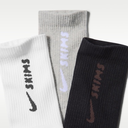 NikeSKIMS Dri-FIT Women's Dri-FIT Crew Socks (3 Pairs) – Multi-Colour/NSKM Snow/Grey Heather