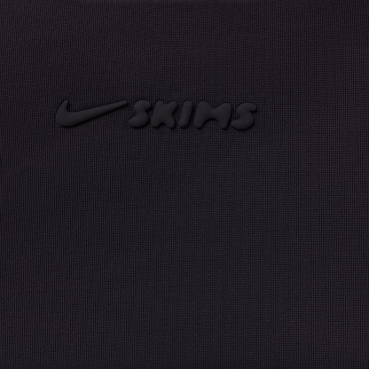 NikeSKIMS Satin Shine Women's High-Waisted Bonded 66cm (approx.) Leggings – NSKM Obsidian/NSKM Obsidian