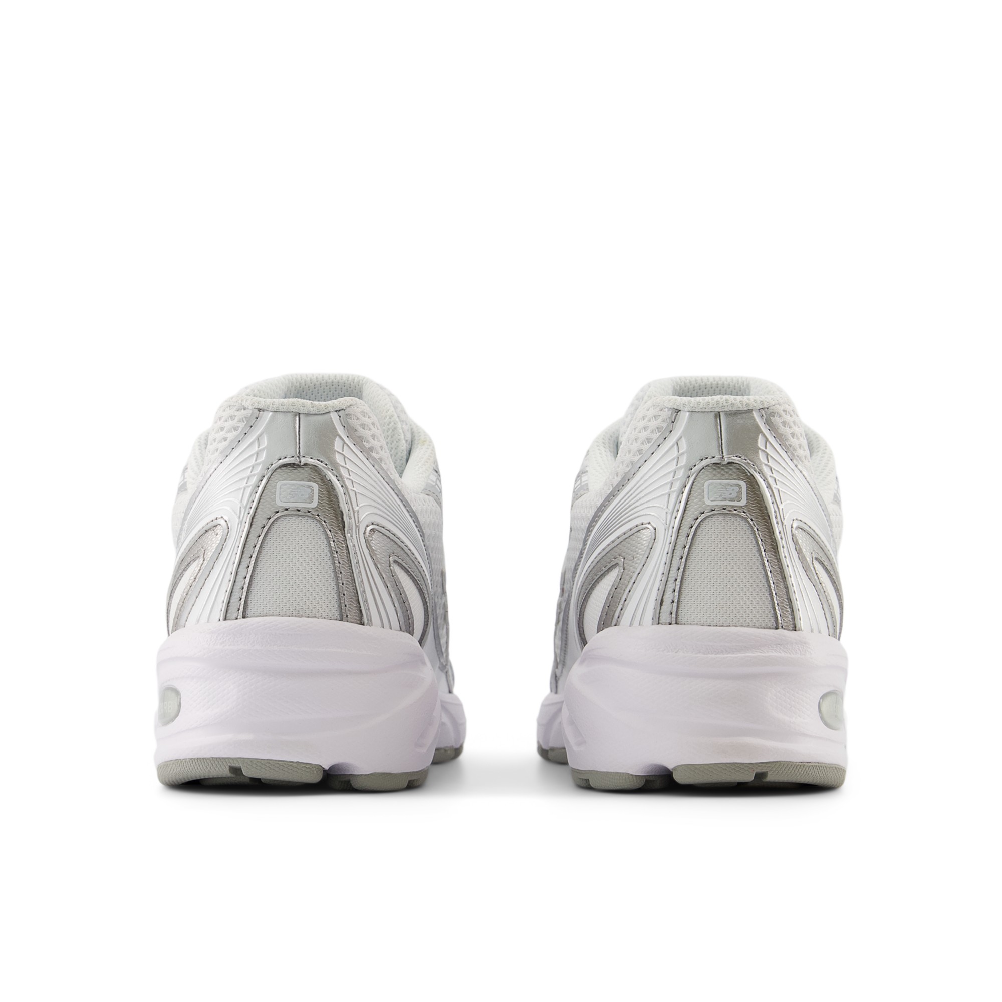 740 – WHITE with Metallic Silver and Reflection