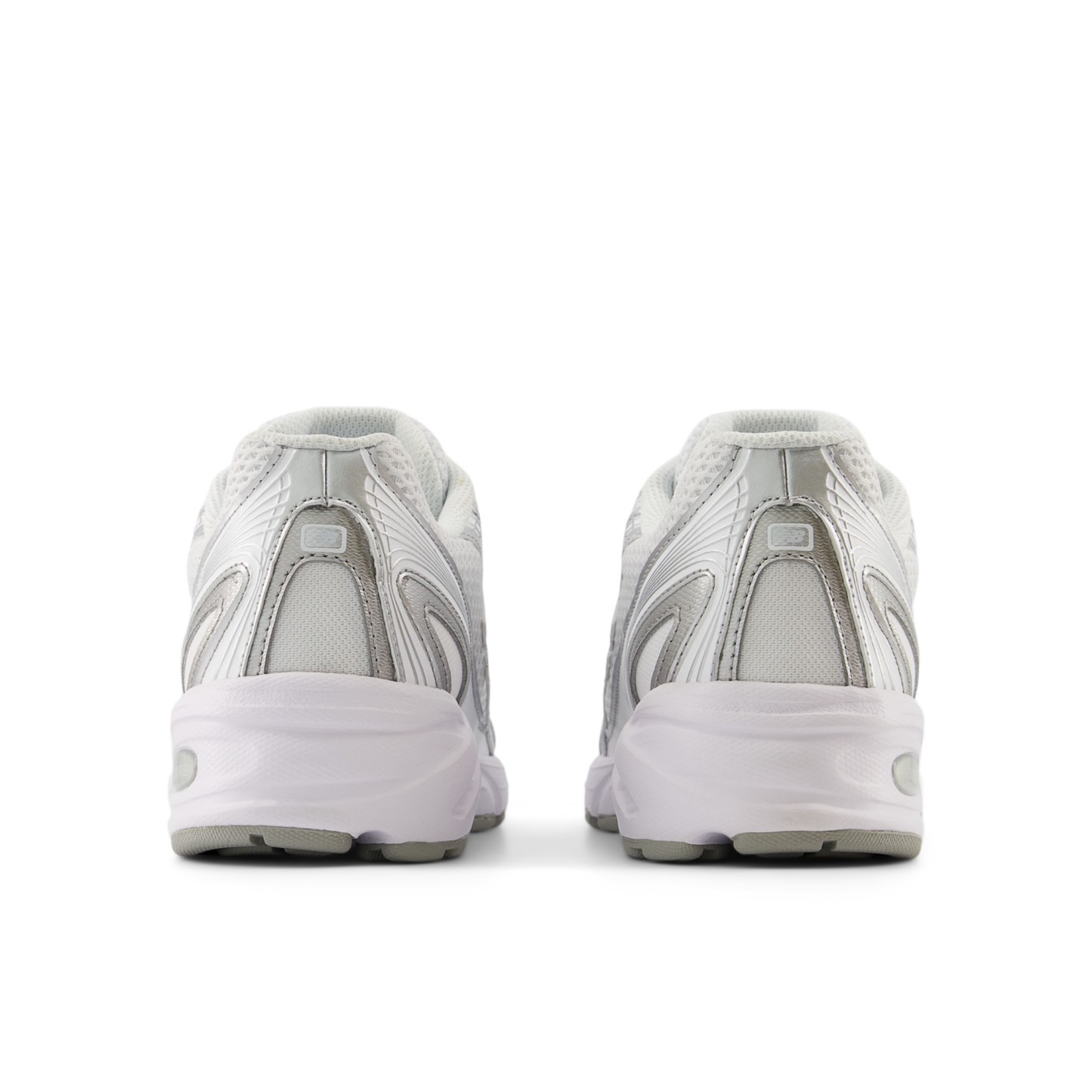 740 – WHITE with Metallic Silver and Reflection