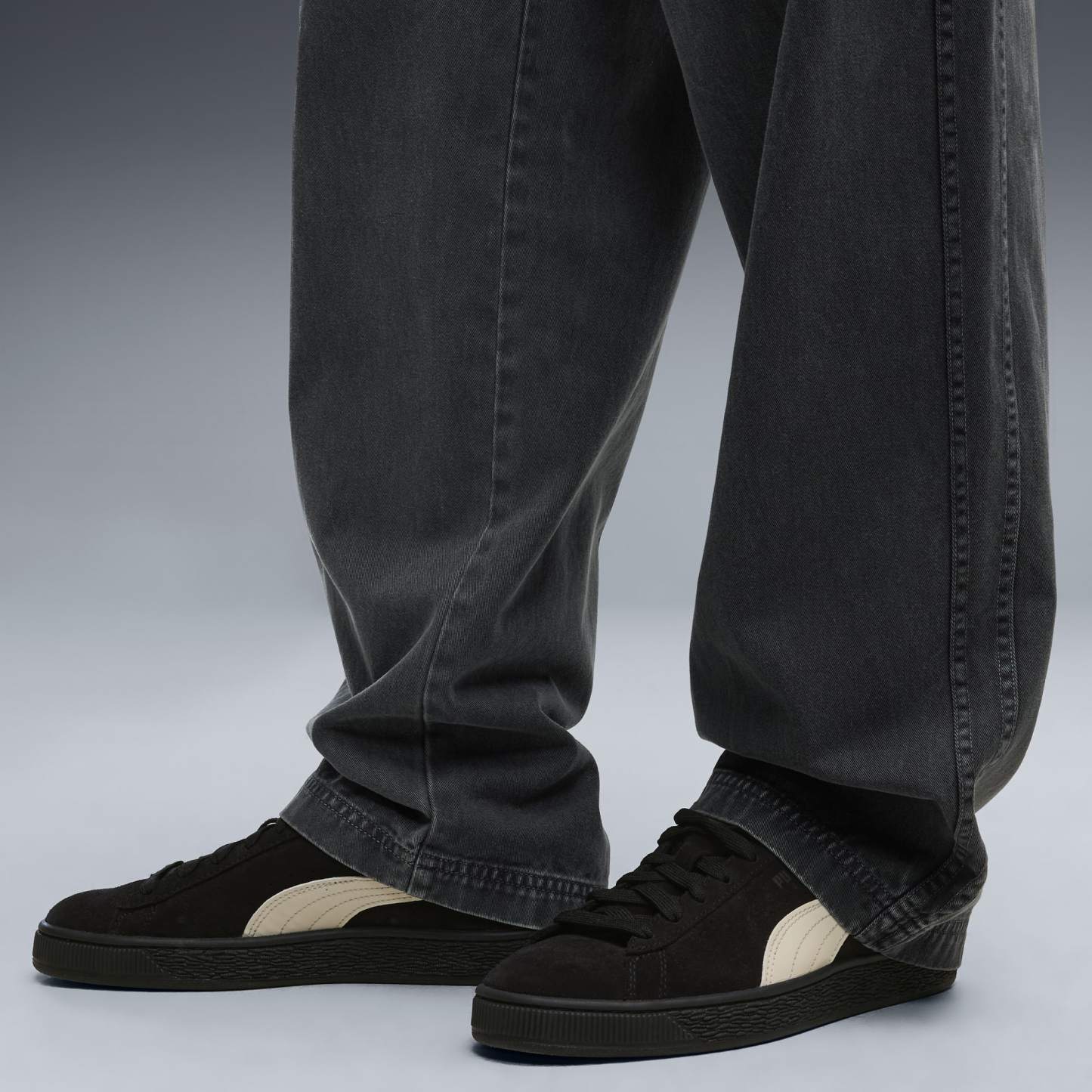Suede Charles F. Stead VI Sneakers Unisex – PUMA Black-Alpine Snow